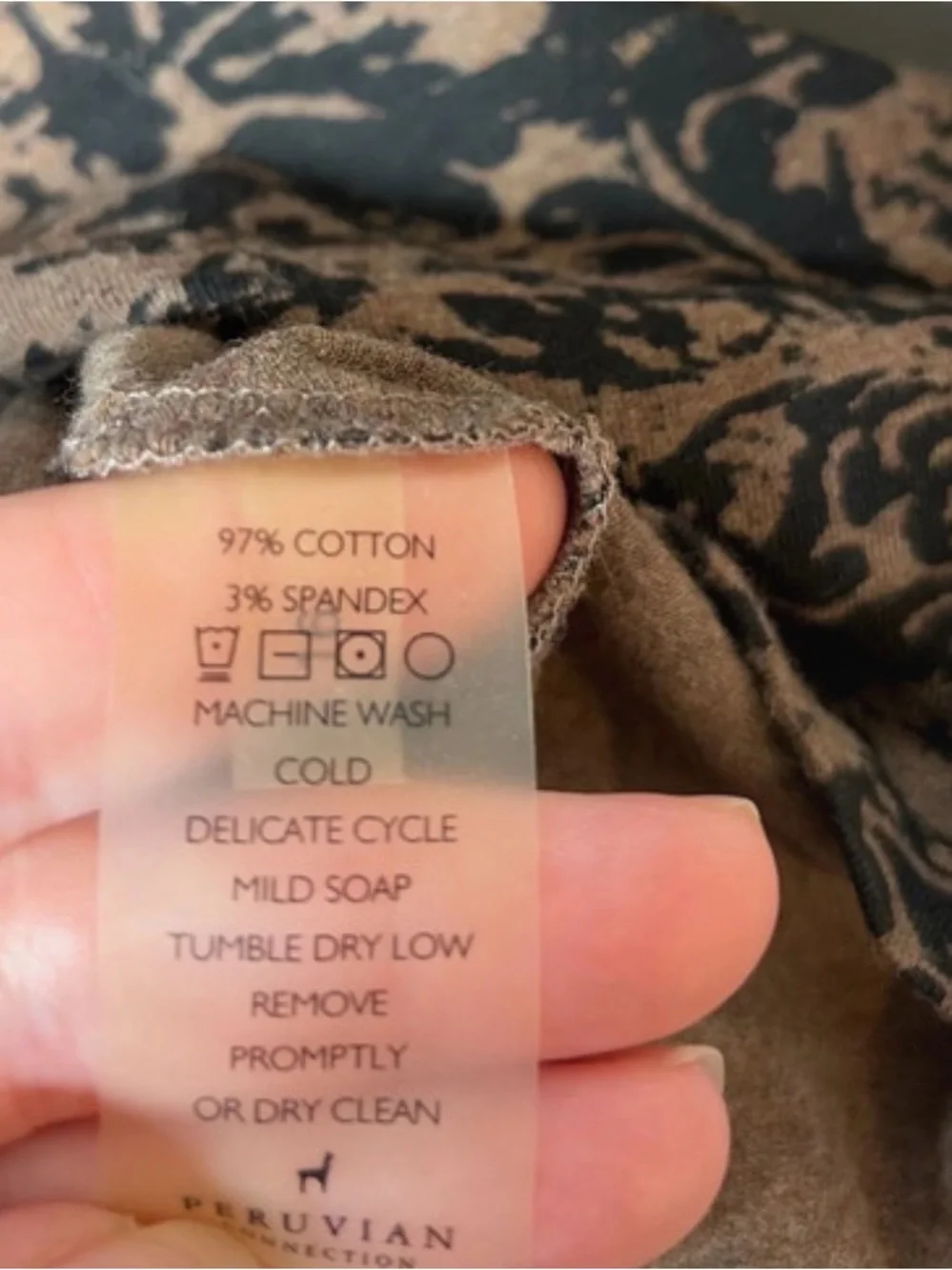 Peruvian Connection Size Large Brown & Black Printed Long-Sleeve Women's Top